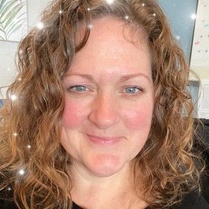 Meet your Posher, Leslie